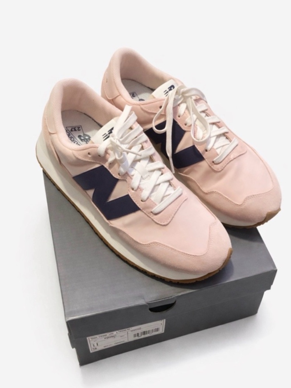 NWOT New Balance 237 Pink & Navy Retro Runner Sneakers